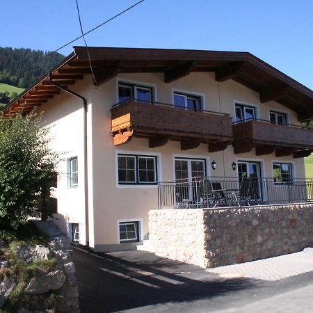 Luxurious Holiday Home With Terrace In Tyrol Brixen im Thale Bagian luar foto