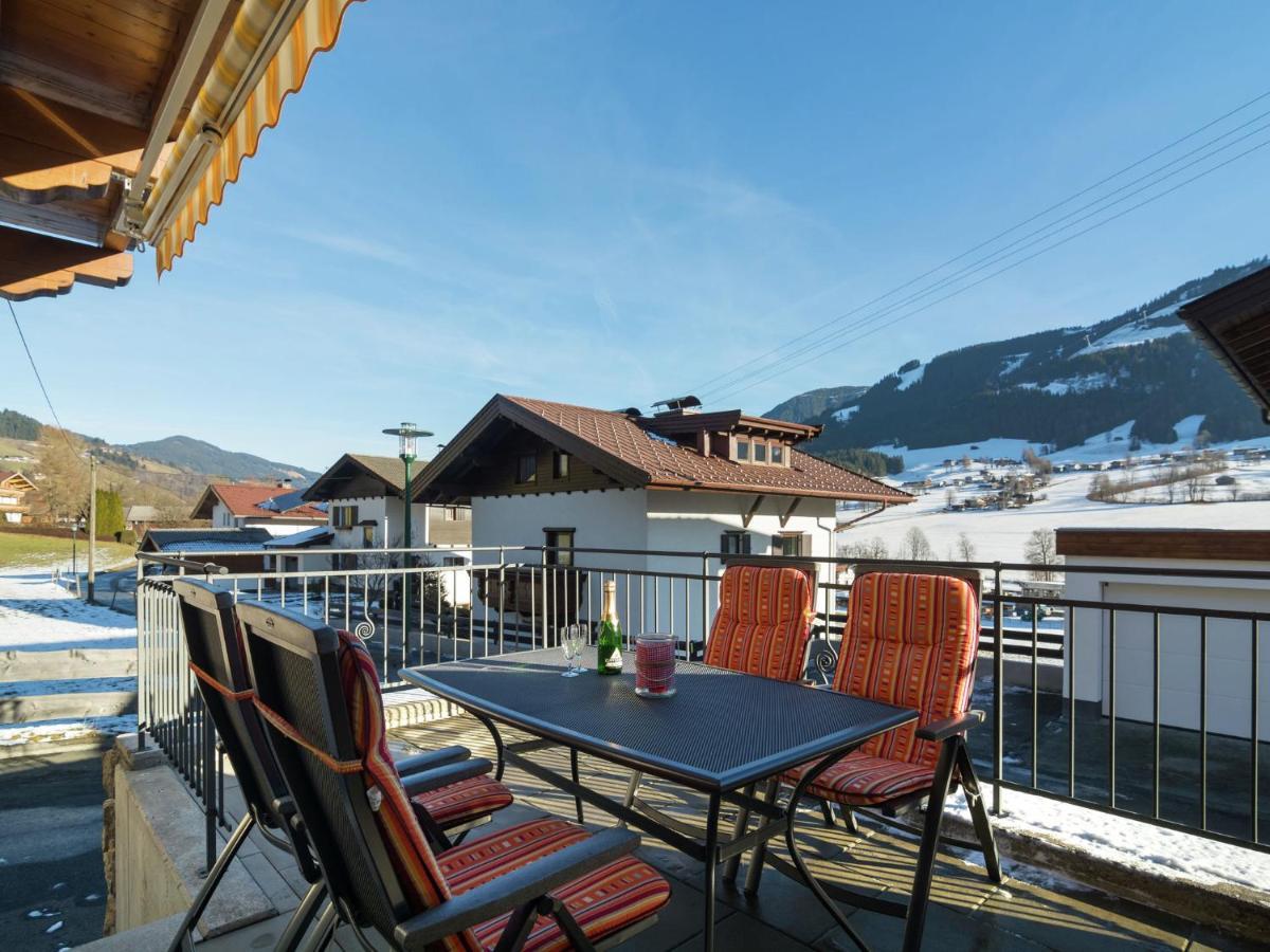 Luxurious Holiday Home With Terrace In Tyrol Brixen im Thale Bagian luar foto