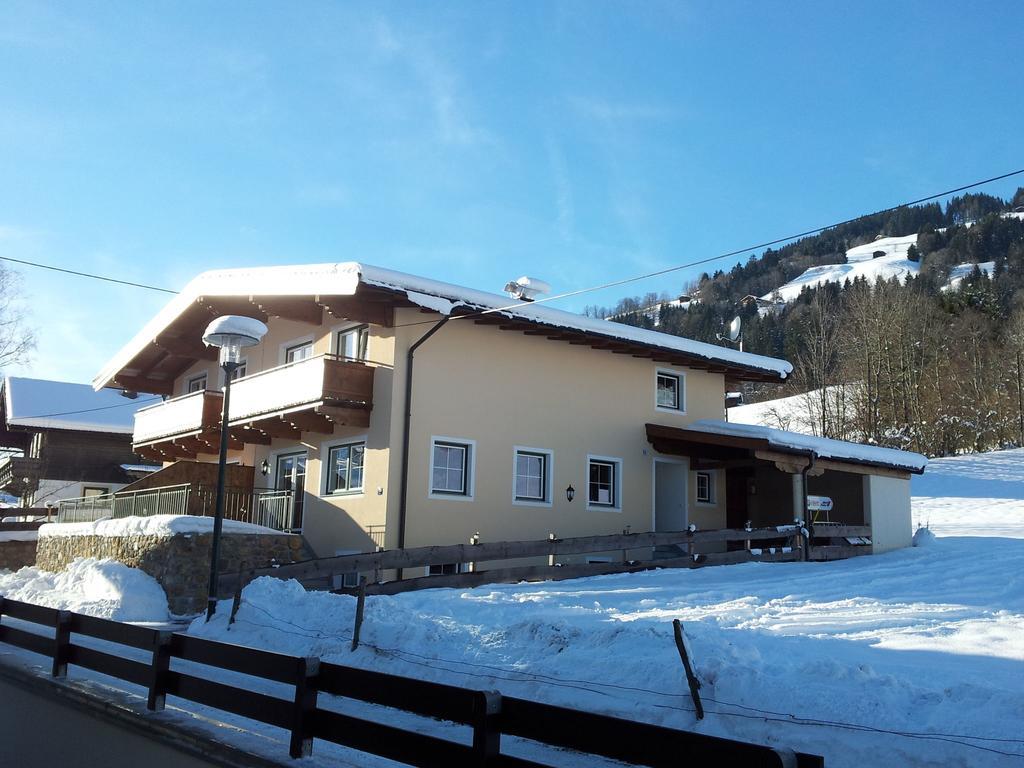 Luxurious Holiday Home With Terrace In Tyrol Brixen im Thale Bagian luar foto